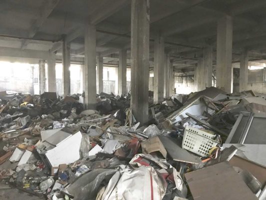Rimozione e smaltimento di rifiuti vari ex Nimco - Cormano - Milano