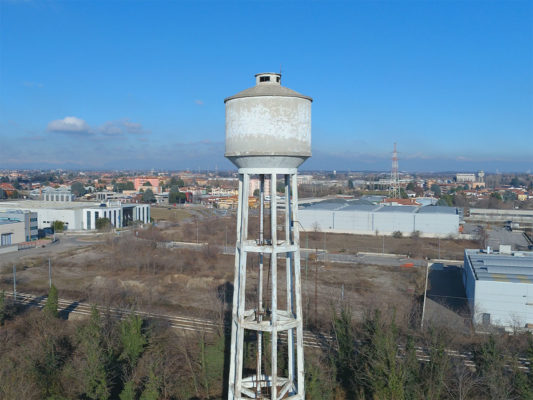 Ispezioni visive con drone per demolizione stabili industriali - torre piezometrica ex stabilimento Tintotex - Parabiago - Milano